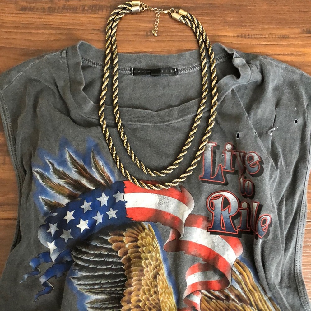 Double layered rope necklace